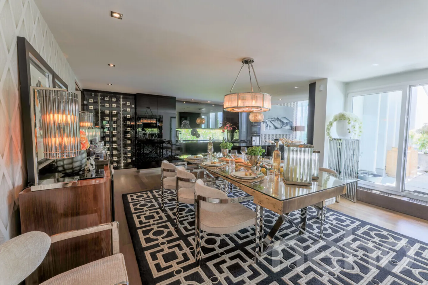 Exclusive Terrace Apartment with View - Photo 4 of 12