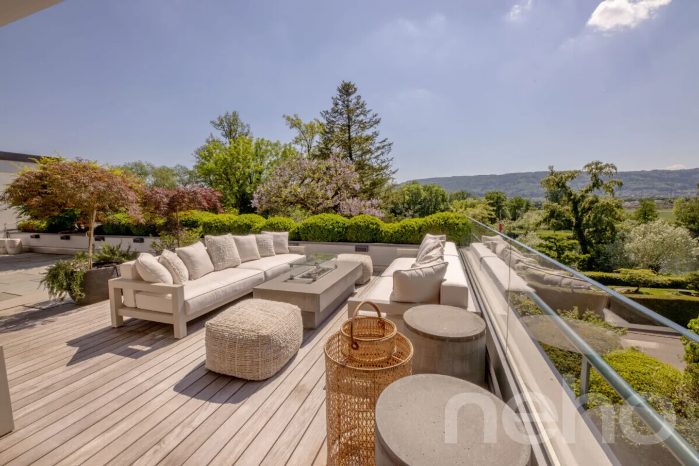 Exclusive Terrace Apartment with View - Photo 8 of 12