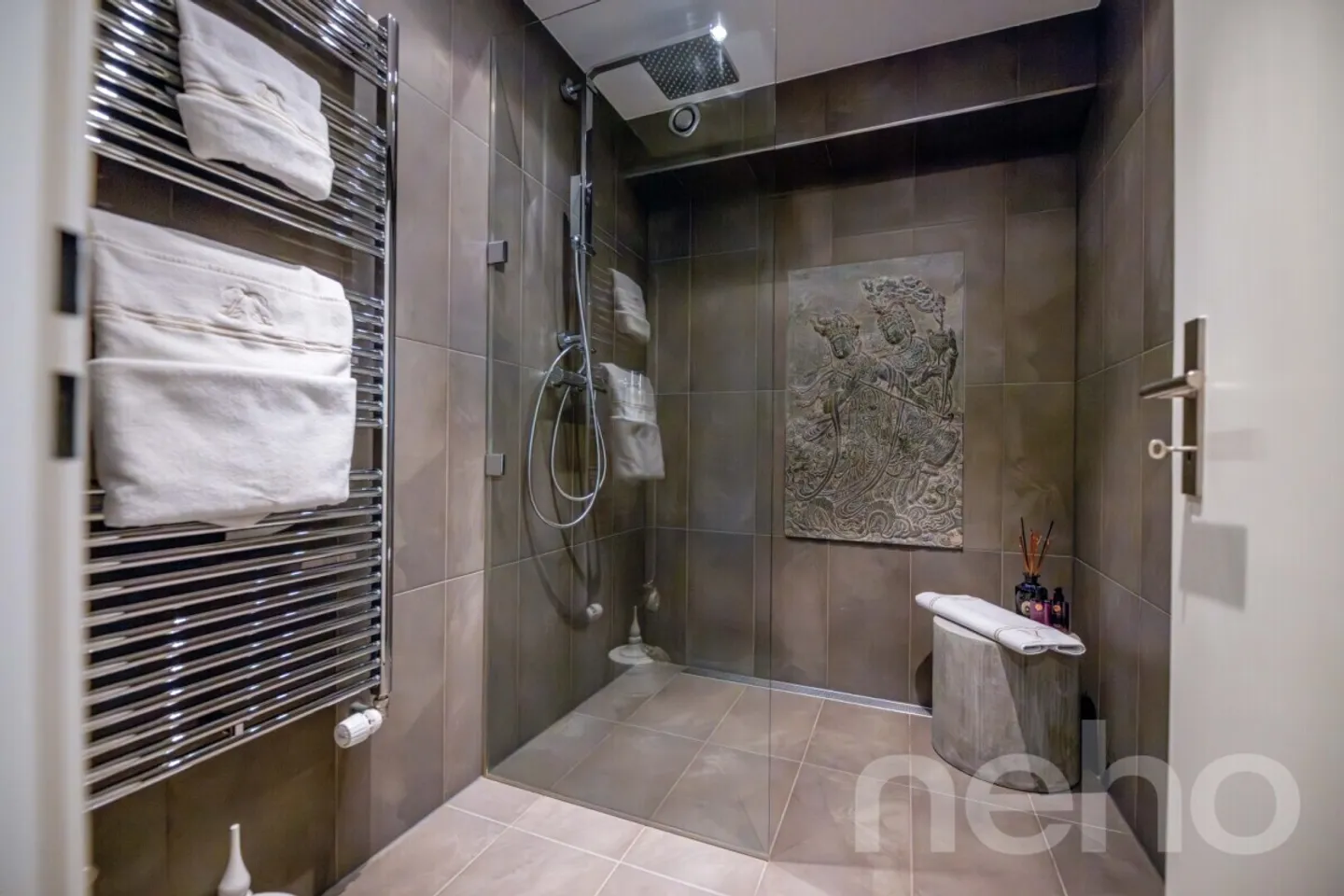 Exclusive Terrace Apartment with View - Photo 10 of 12