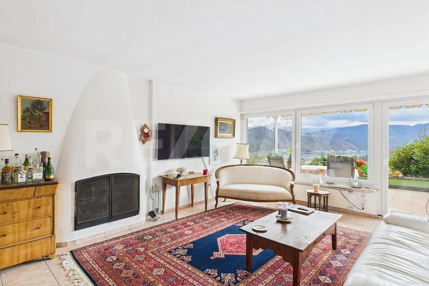 Affascinante Casa Indipendente con Vista Lago - Foto 7 di 13