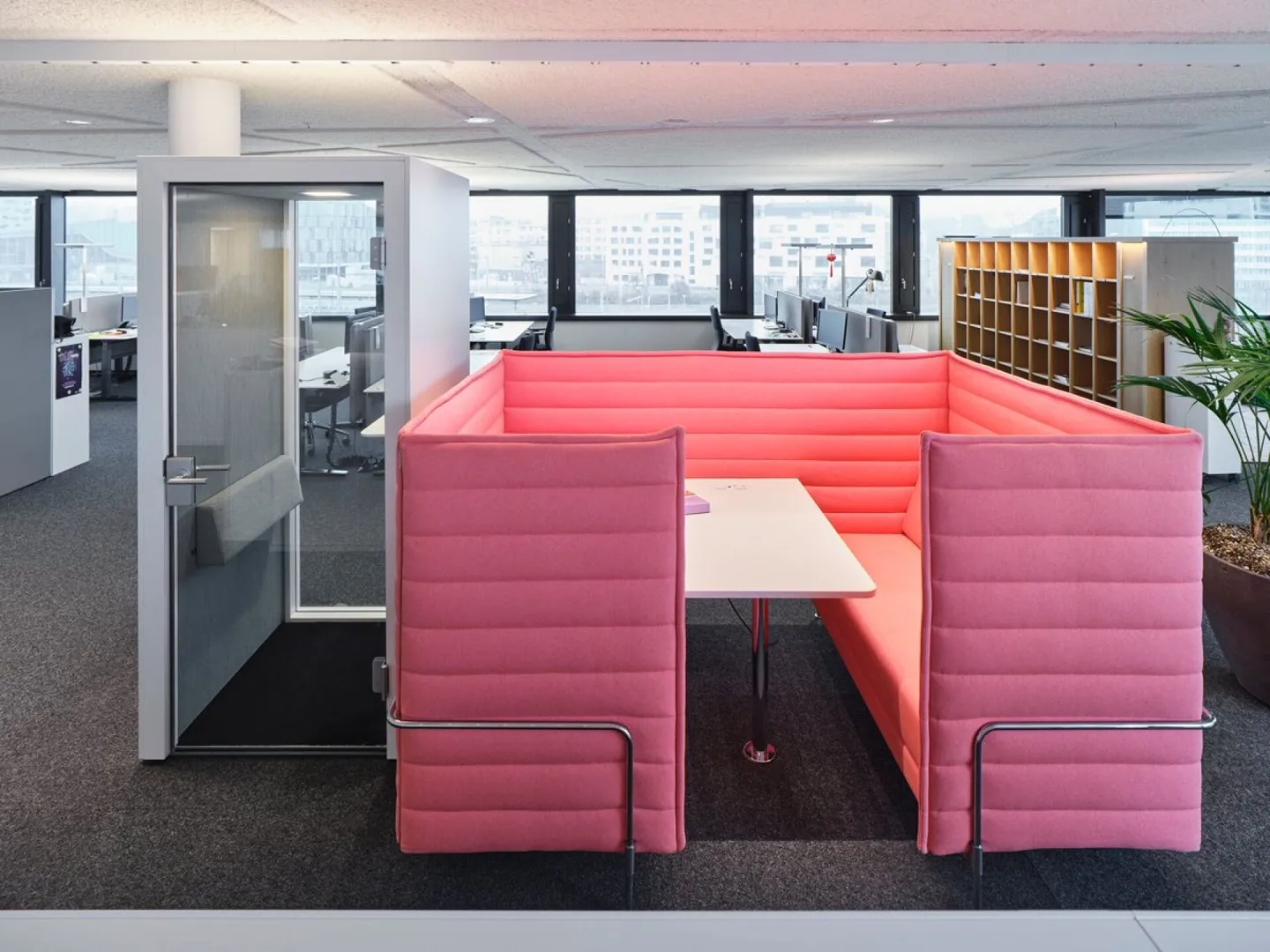 Einzigartige Architektur an einzigartigem Standort am Basler Bahnhof SBB - Foto 7 von 10