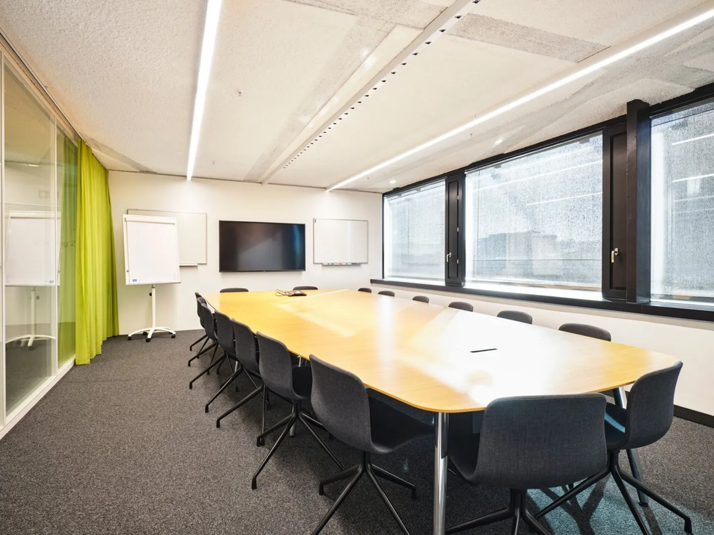 Einzigartige Architektur an einzigartigem Standort am Basler Bahnhof SBB - Foto 8 von 10