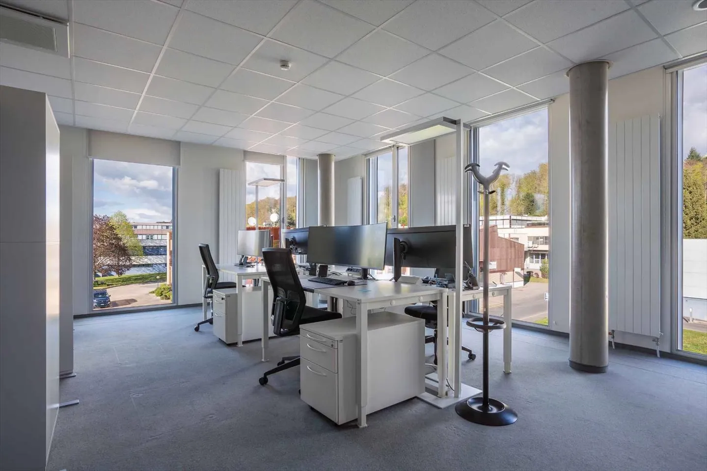 A location full of flexibility and attractive value for money - Photo 4 of 4