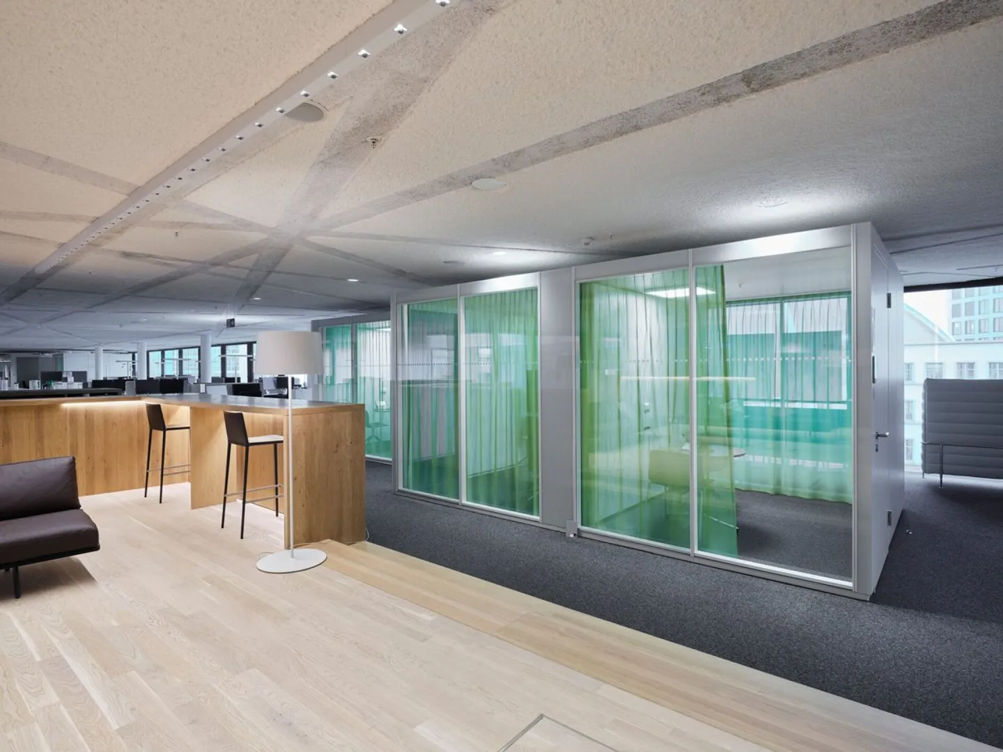 Einzigartige Architektur an einzigartigem Standort am Basler Bahnhof SBB - Foto 10 von 10