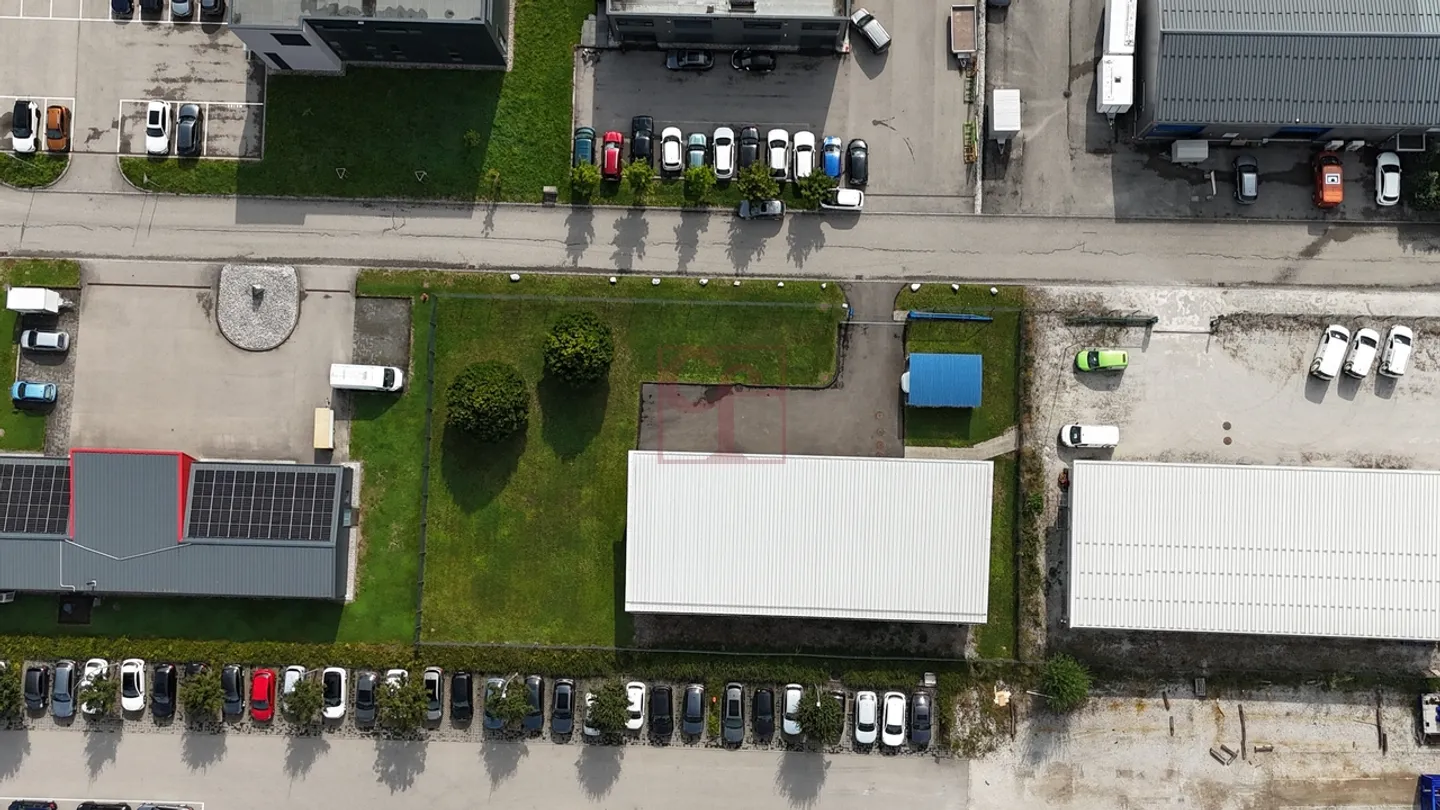 Mischgenutztes Gebäude kaufen - Foto 5 von 13