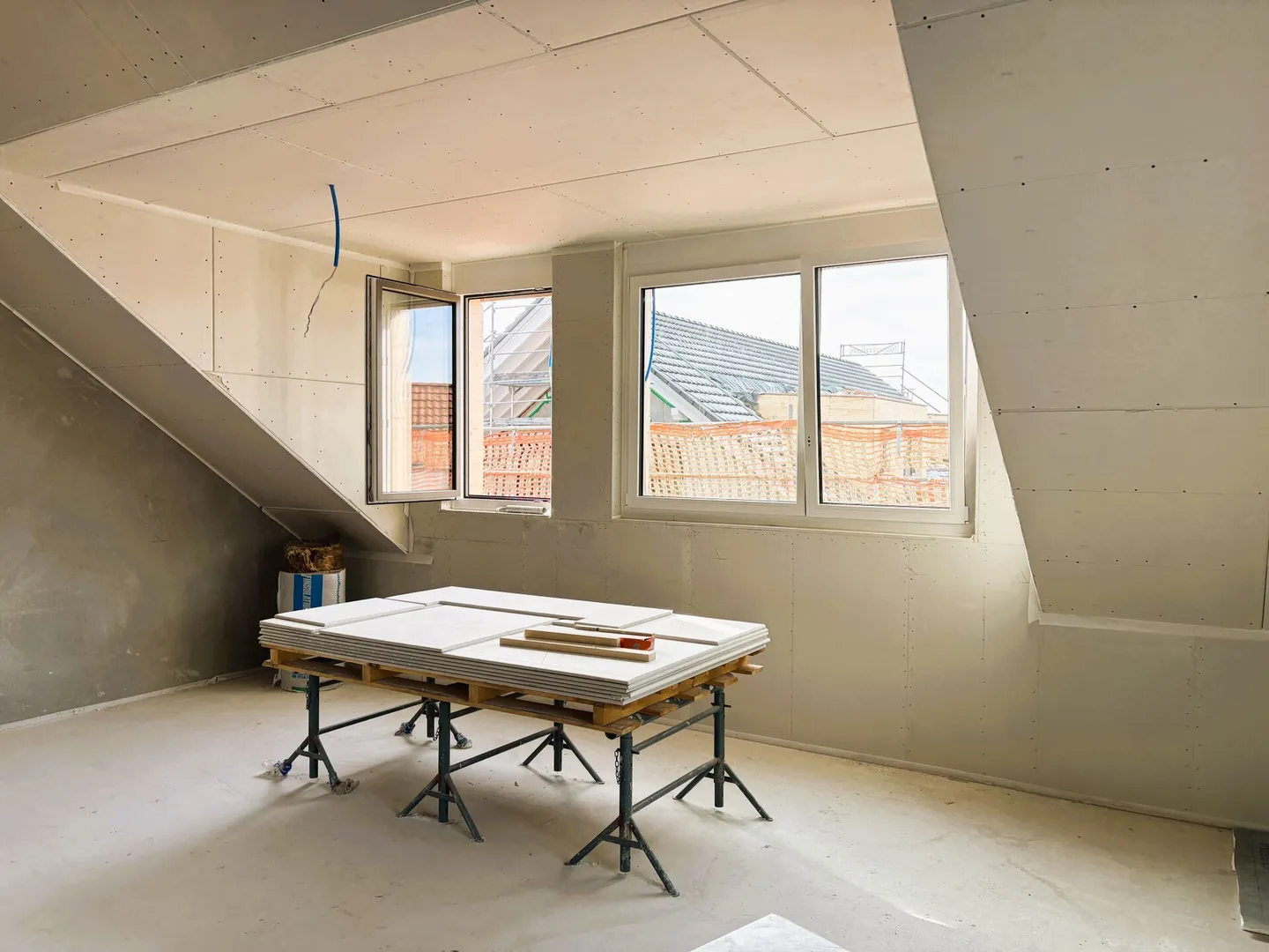 Première location d'un appartement en penthouse de 3,5 pièces à Bischofszell - Photo 3 sur 14