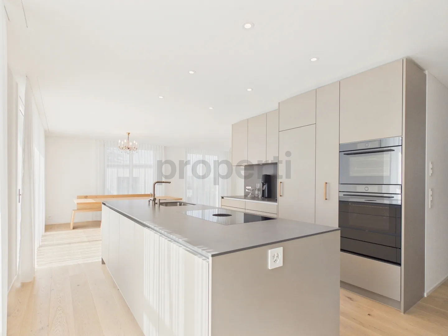 Modernes 3.5-Zimmer-Apartment mit Balkonen - Foto 1 von 12