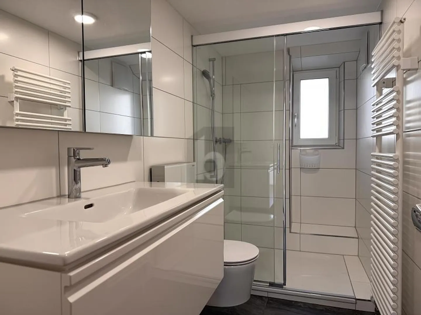 Modernisierte Wohnung mit Garten - Foto 4 von 6