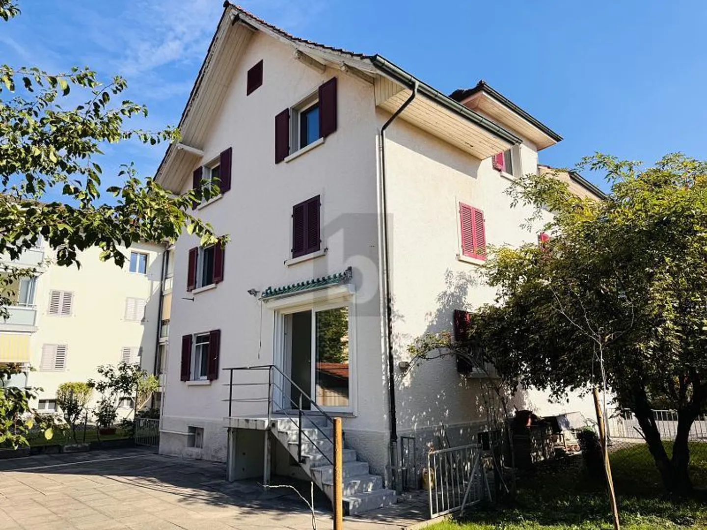 Modernisierte Wohnung mit Garten - Foto 5 von 6