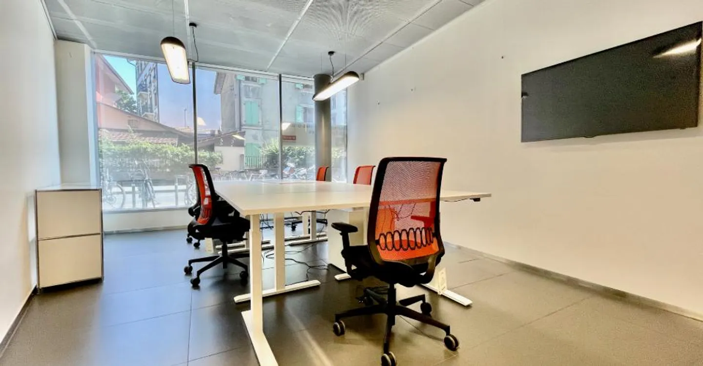 Modern Office with Terrace in Carouge - Photo 13 of 13