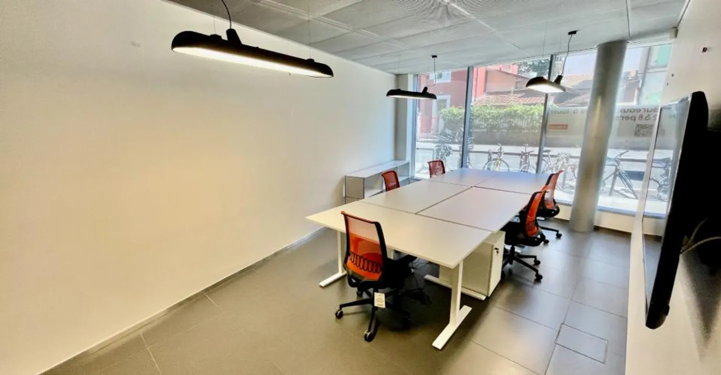 Modern Office with Terrace in Carouge - Photo 11 of 13