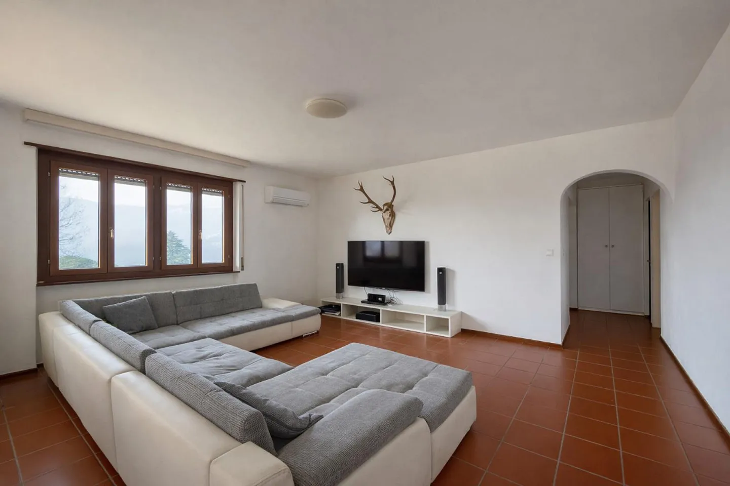 Casa bifamiliare a Vezia - Foto 2 di 18