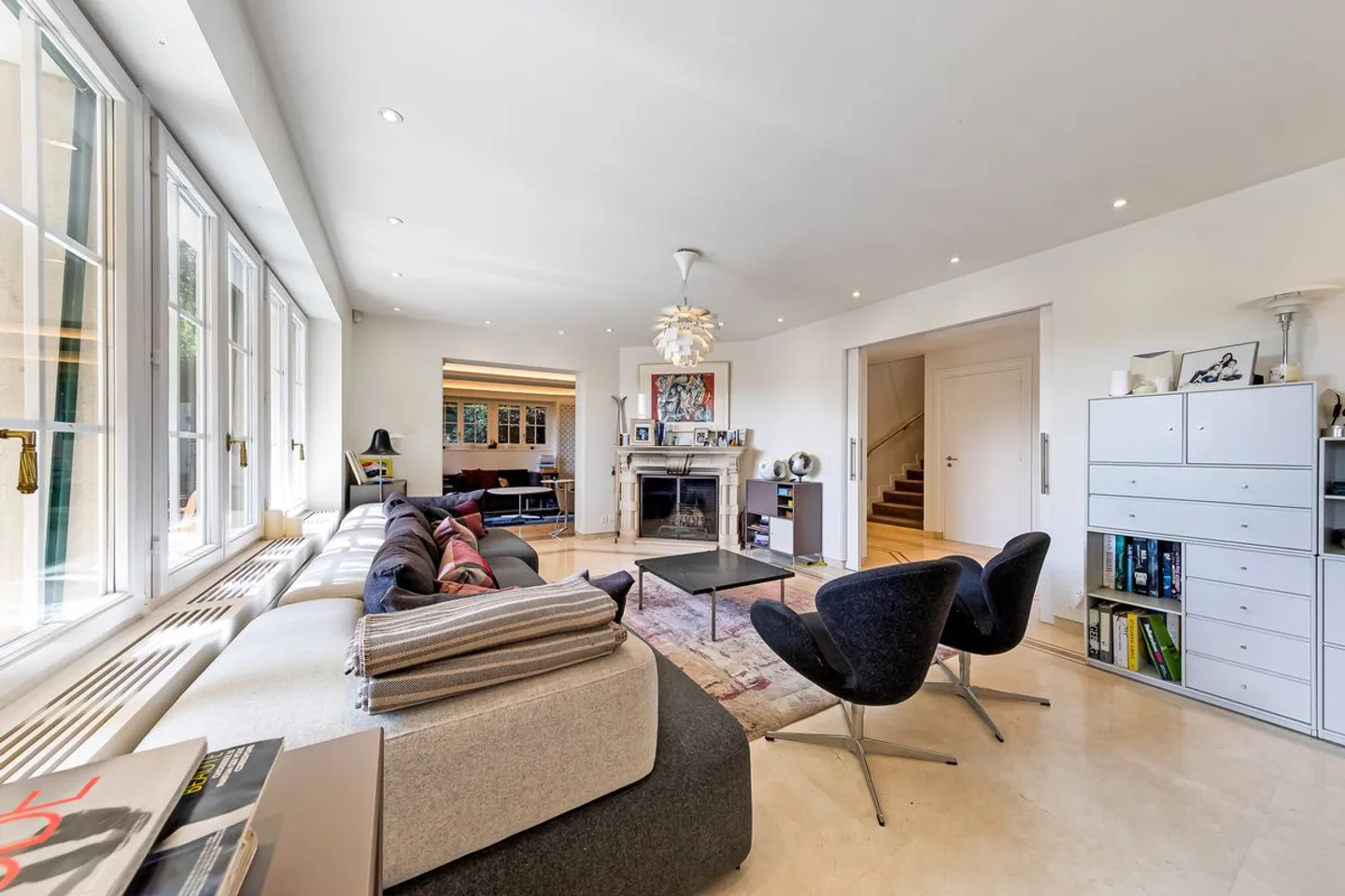 Elegance & Nature: Charming Family Villa in the Heart of a Bucolic Setting - Photo 8 of 13
