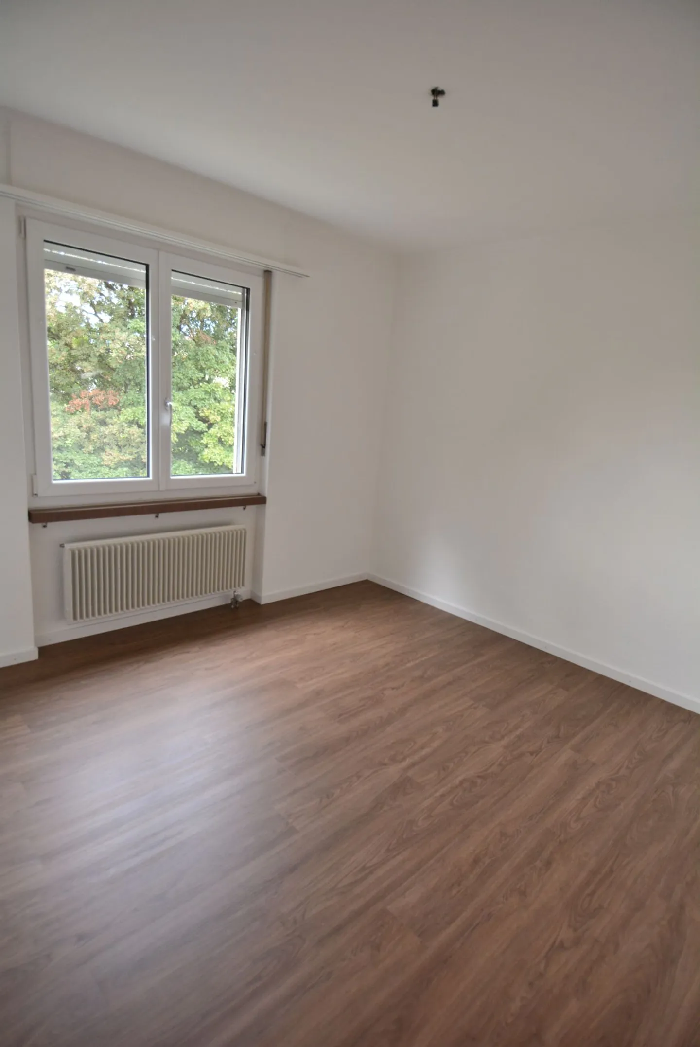 Attractive 4.5-room apartment on the ground floor with balcony - Photo 6 of 10