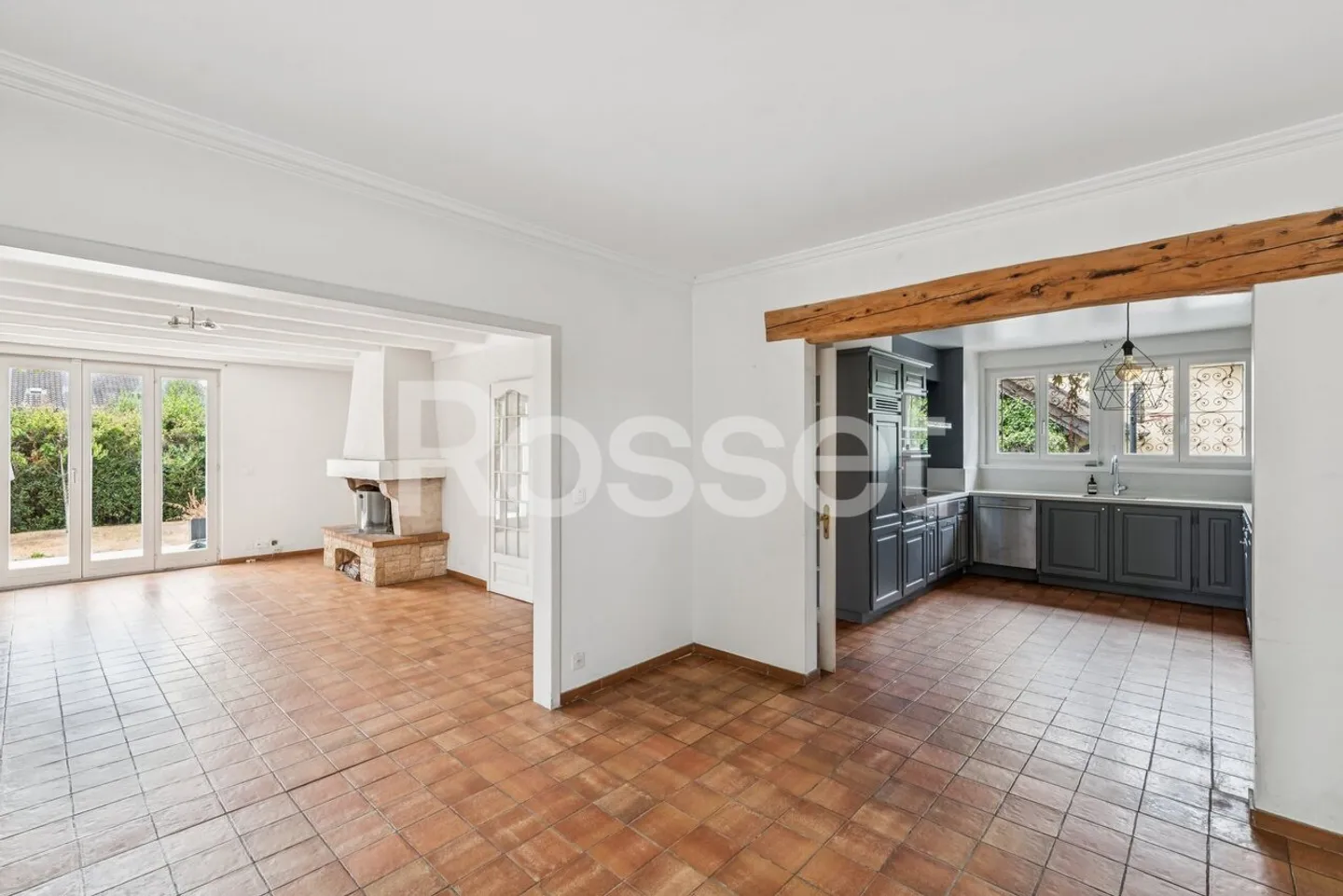 Exclusively: Detached family home in the heart of Meinier - Photo 2 of 5