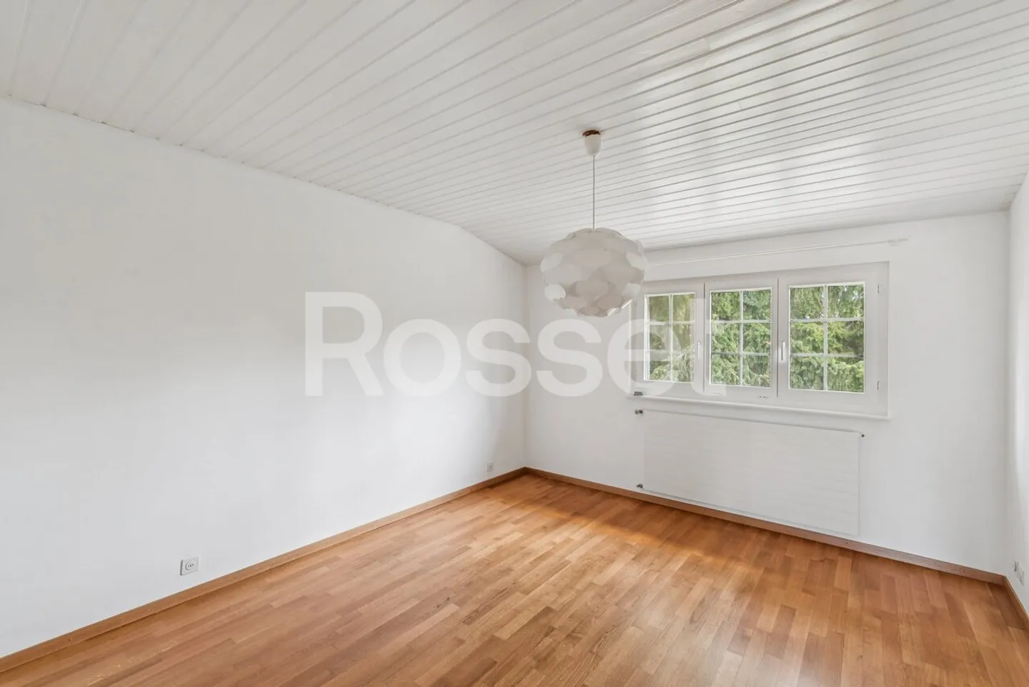 Exclusively: Detached family home in the heart of Meinier - Photo 4 of 5