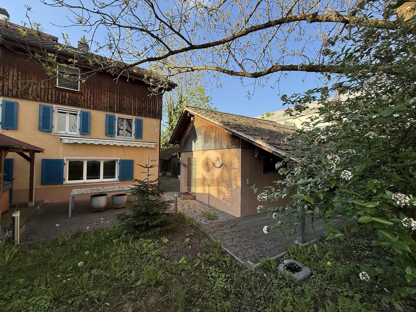 RUHIGE LAGE, FÜR DEN HANDWERKER - Foto 2 von 6