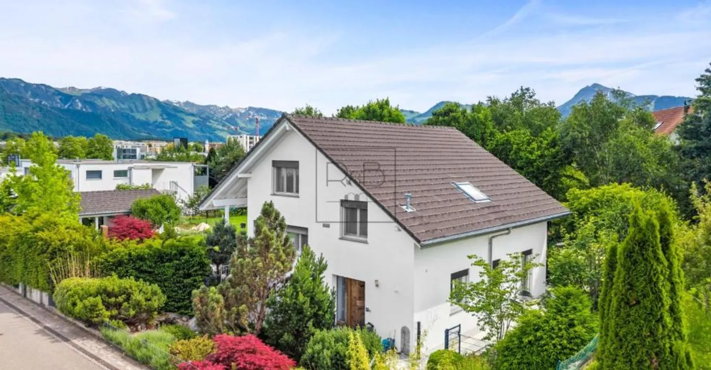 Sublime 6.5-room house located in Bulle - Photo 1 of 10