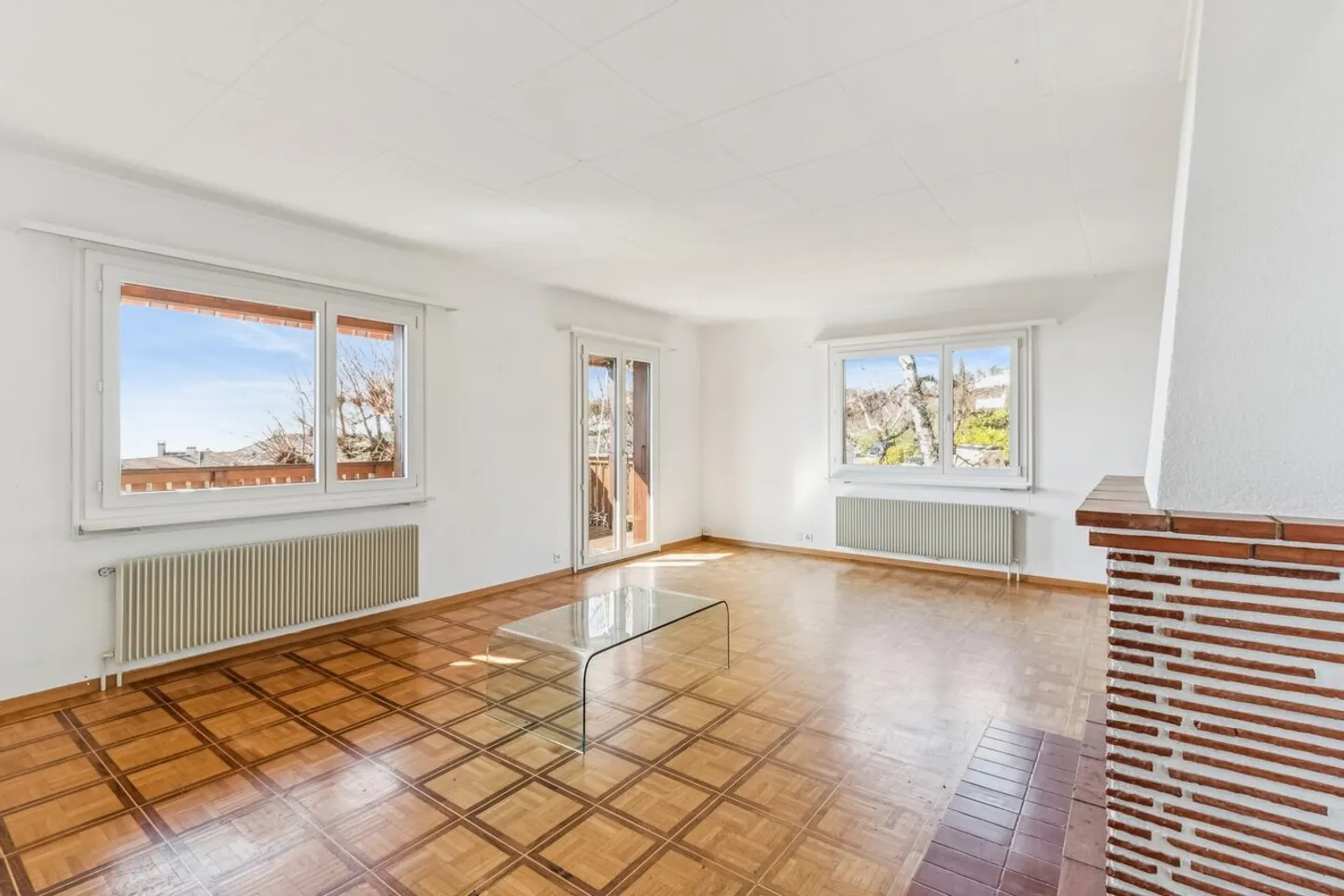 Lutry: Villa da ristrutturare con vista lago - Foto 1 di 10