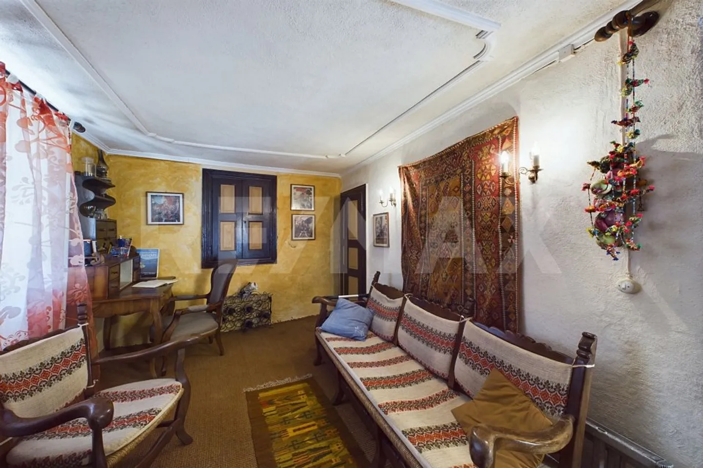 Charmantes Tessinerhaus im historischen Stil mit mediterranem Touch - Foto 8 von 13