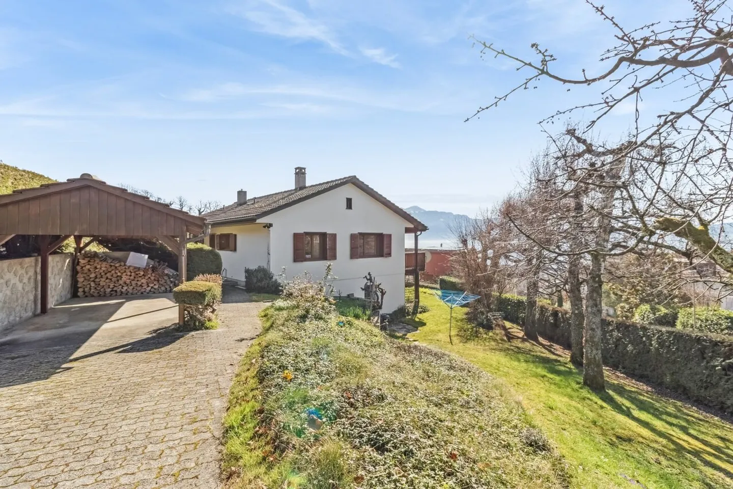 Lutry: Villa da ristrutturare con vista lago - Foto 10 di 10