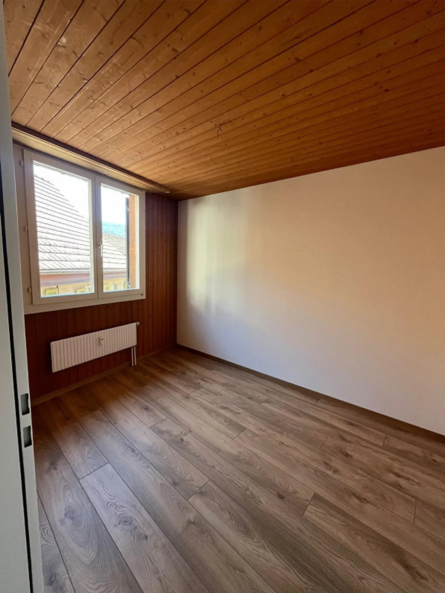 Helle 5-Zimmer-Wohnung in Grellingen - Foto 11 von 13