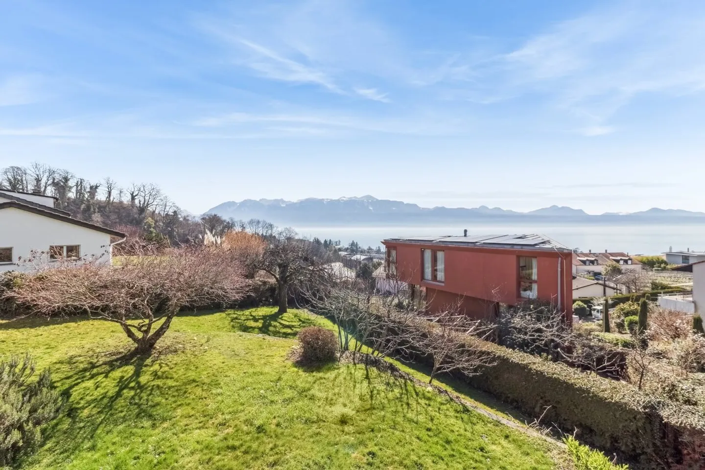 Lutry: Villa da ristrutturare con vista lago - Foto 9 di 10