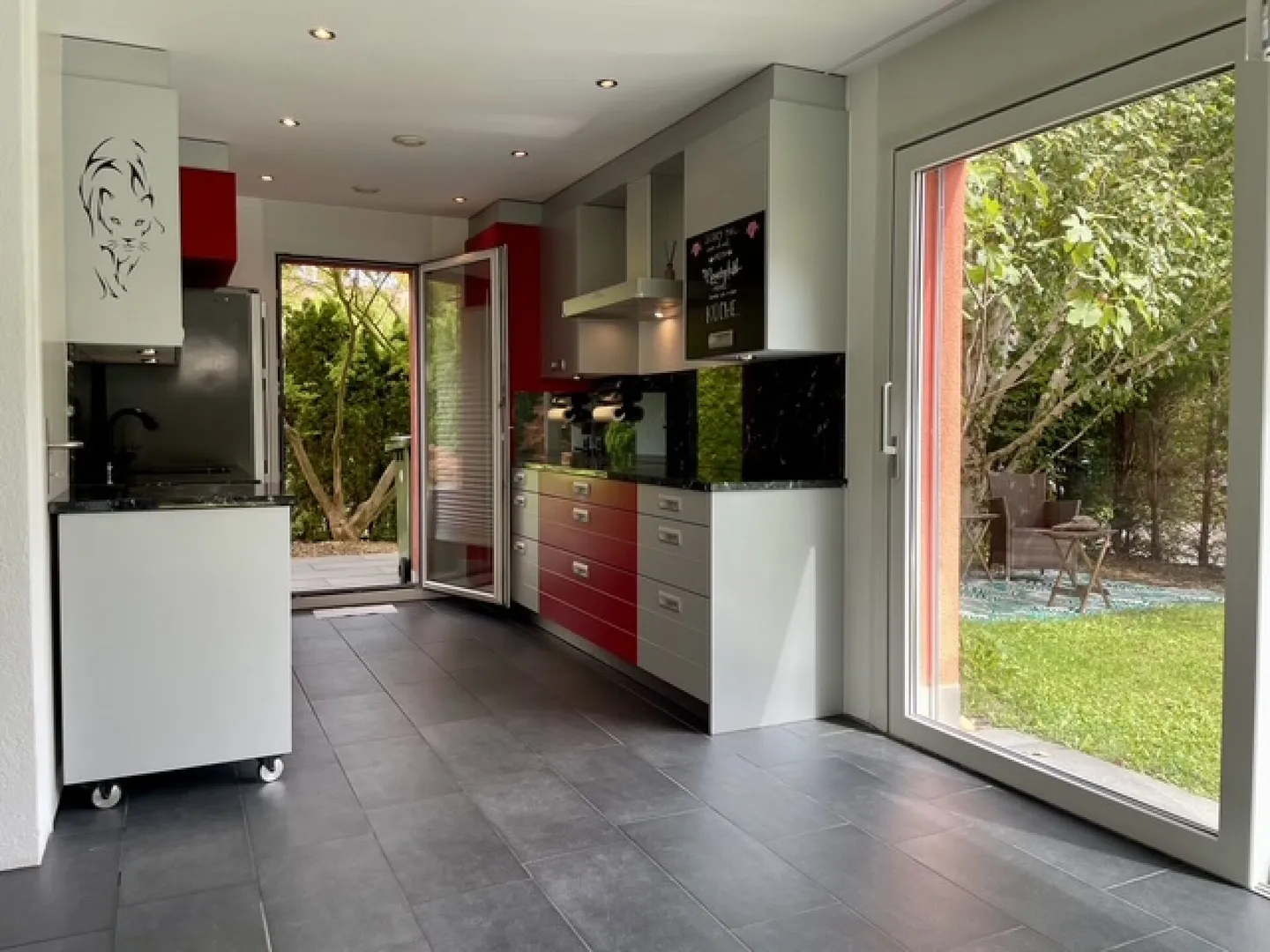 Modernes Familienhaus in Zürich - Foto 4 von 20