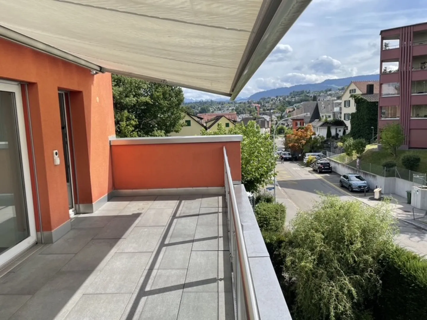 Modernes Familienhaus in Zürich - Foto 15 von 20