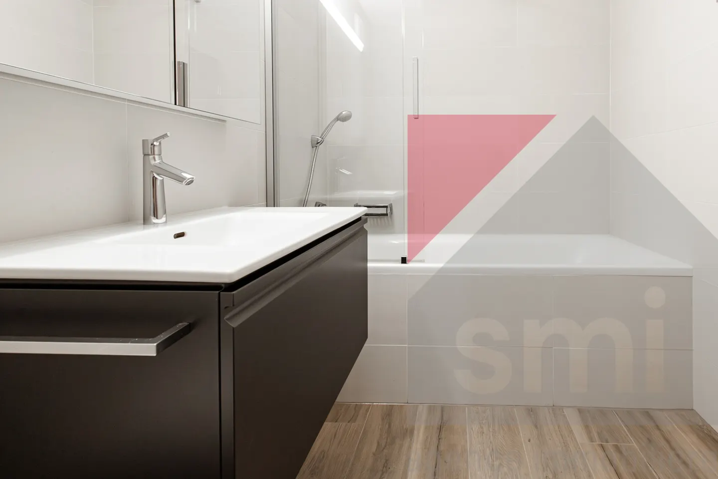 Appartement rénové avec jardin - Photo 9 sur 13