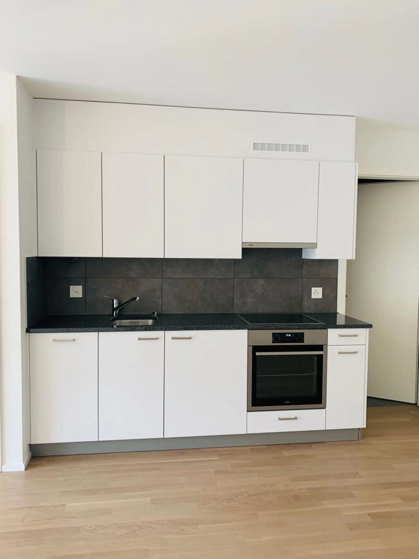 Schöne 2,5-Zimmer-Wohnung ideal gelegen in Martigny - Foto 3 von 9