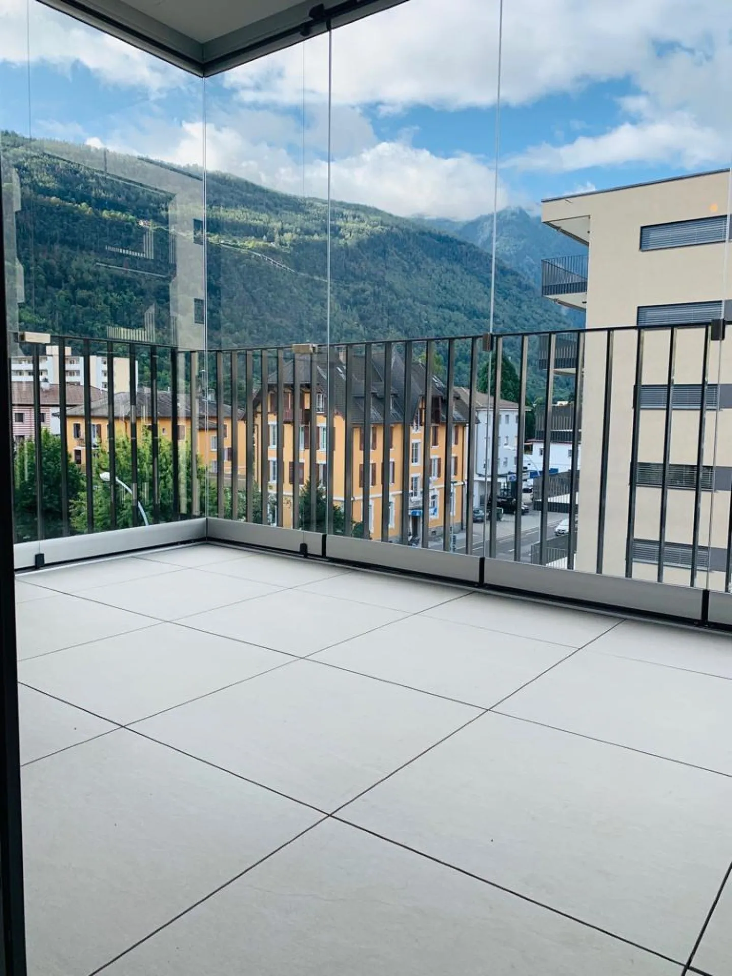 Schöne 2,5-Zimmer-Wohnung ideal gelegen in Martigny - Foto 7 von 9