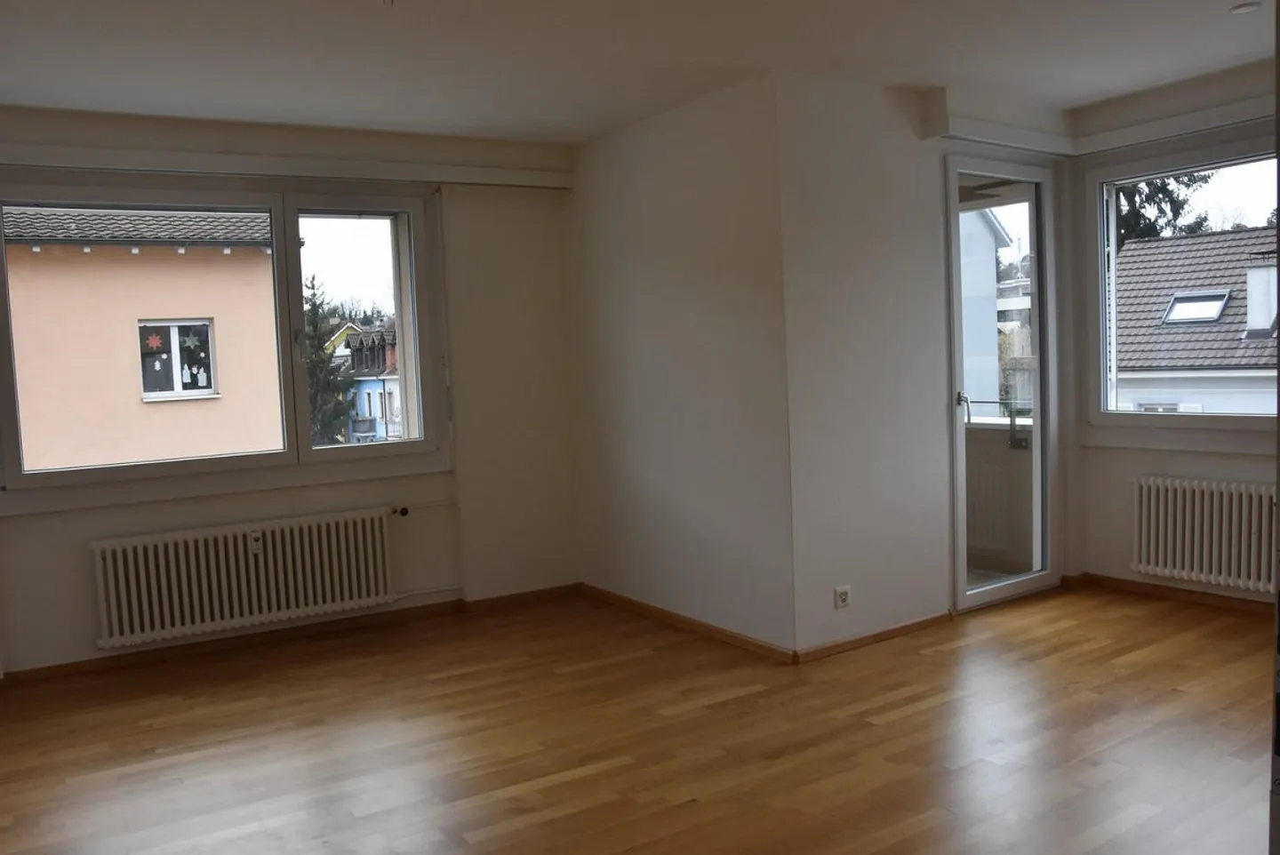 Geräumige Wohnung Nähe Kronenplatz - Foto 2 von 7