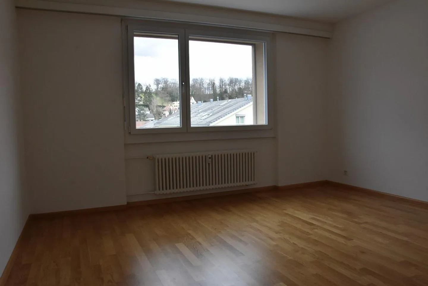 Geräumige Wohnung Nähe Kronenplatz - Foto 3 von 7
