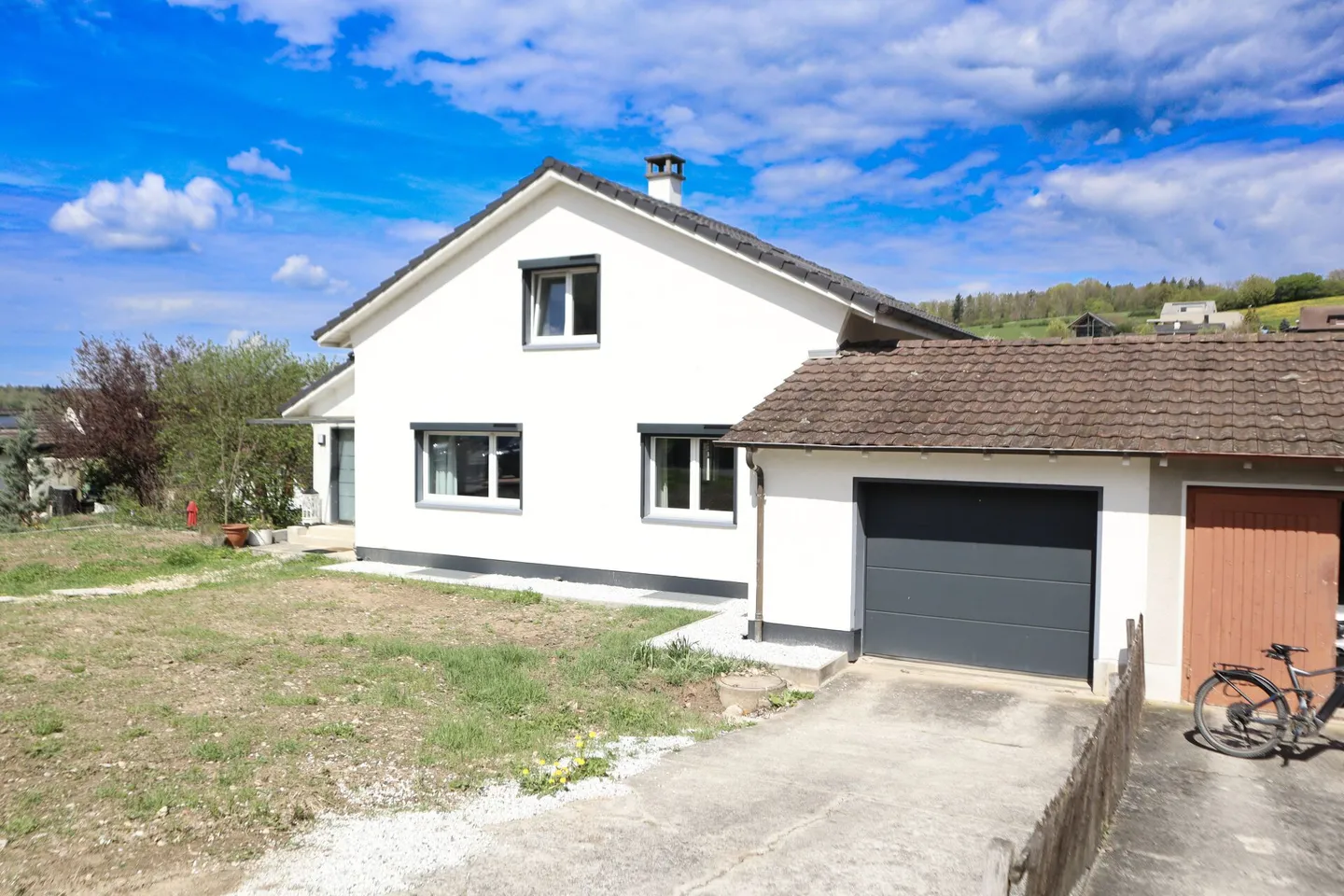 Sonniges Einfamilienhaus in Arisdorf - Foto 1 von 15