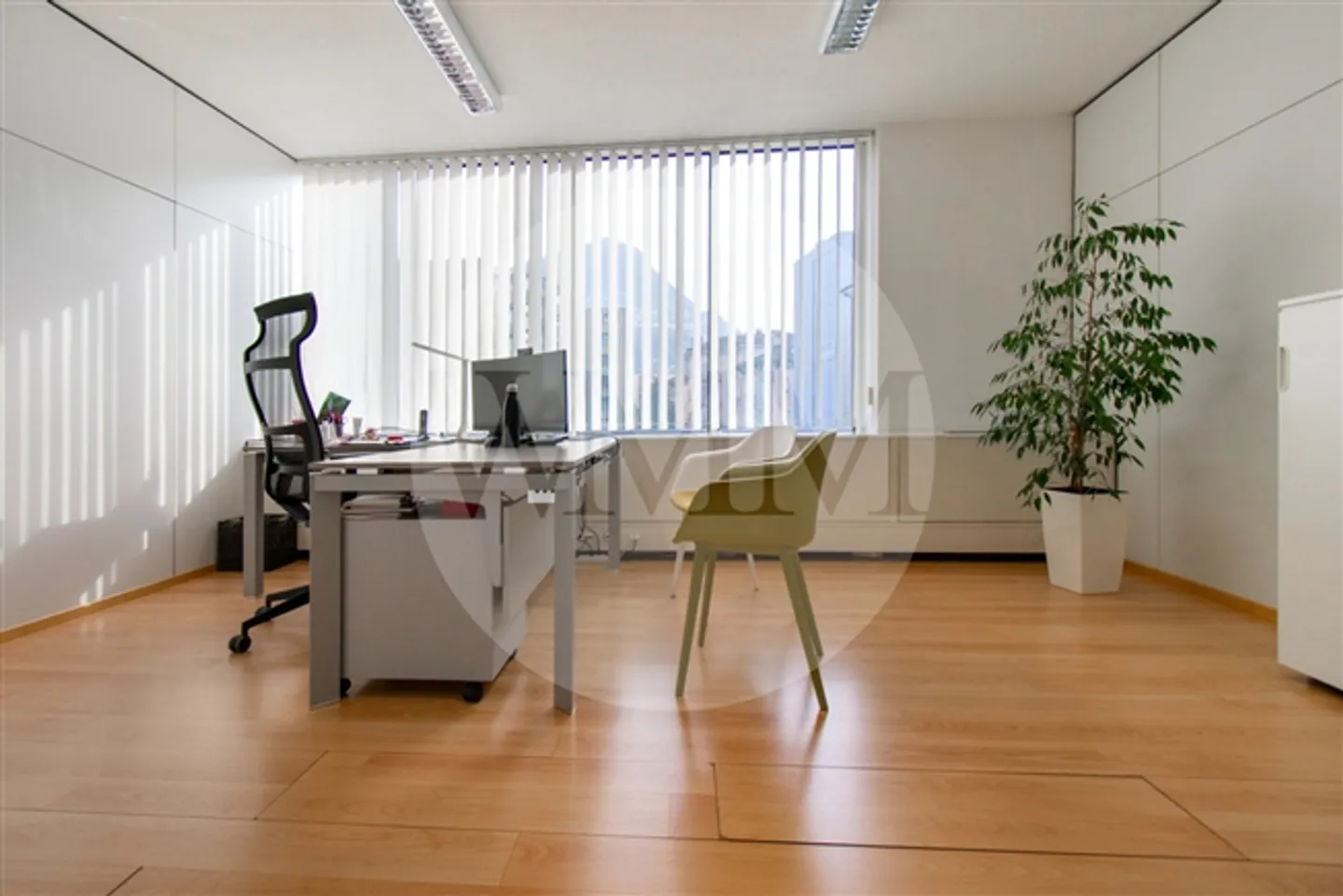 «ELEGANTES BÜRO IM HERZEN VON LUGANO» - Foto 5 von 9