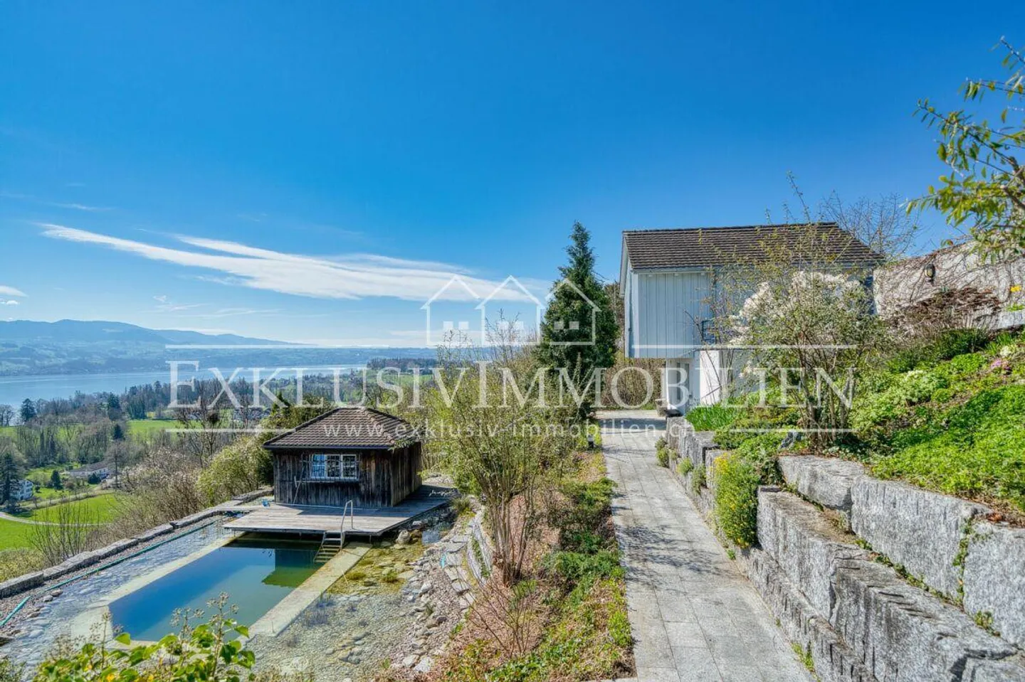 Stupore - Vista su Rapperswil_Lago di Zurigo_Obersee fino a di... - Foto 3 di 8