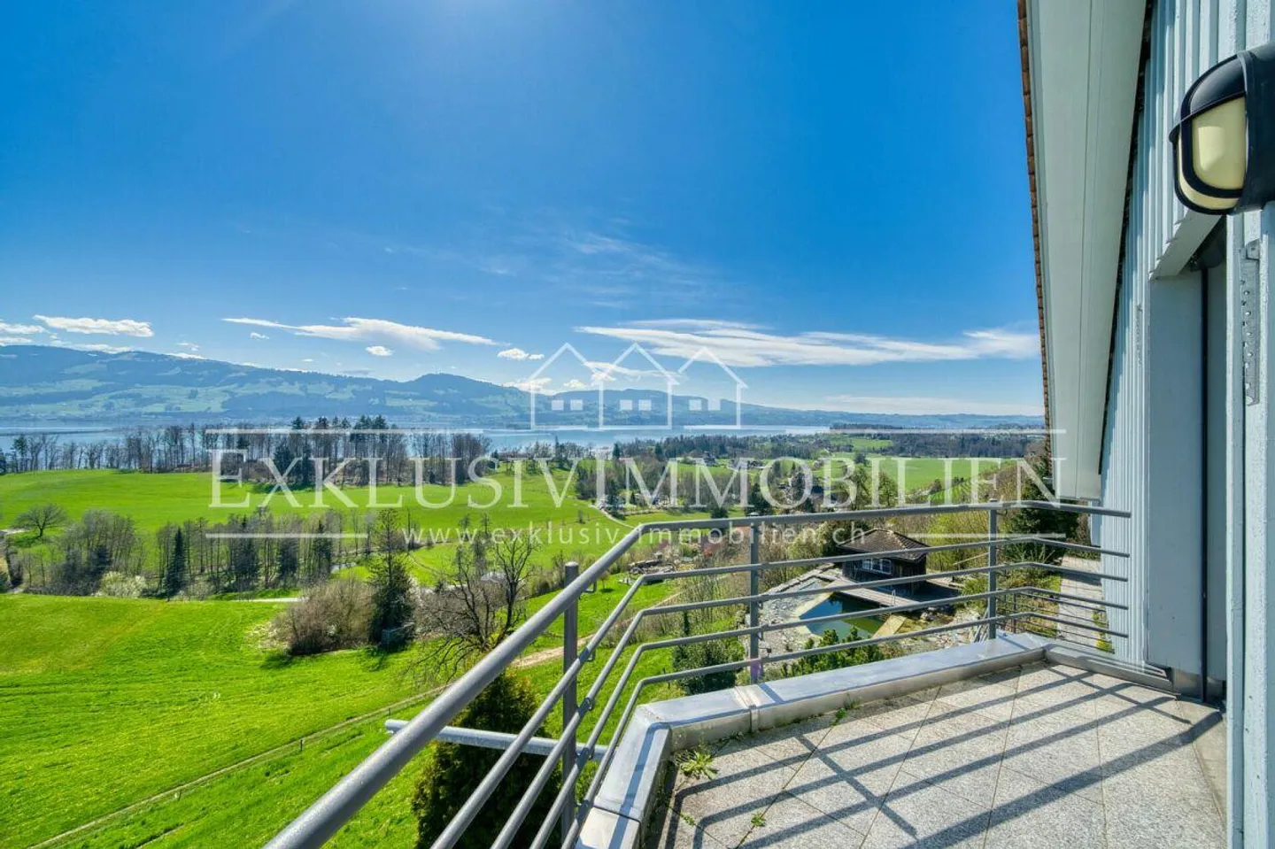 Stupore - Vista su Rapperswil_Lago di Zurigo_Obersee fino a di... - Foto 4 di 8