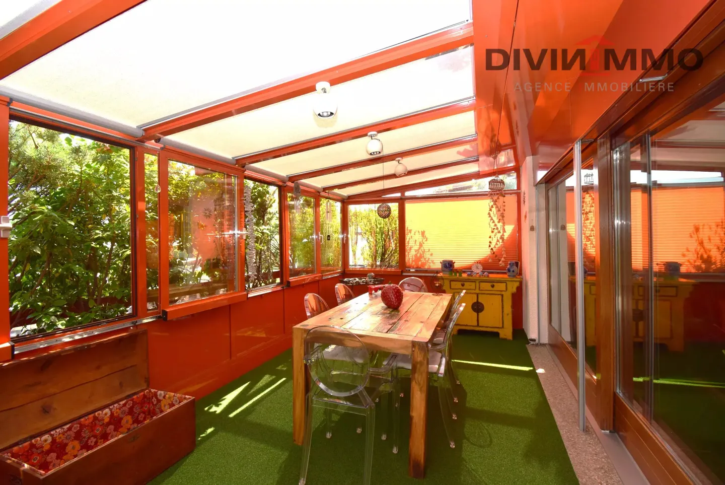Geräumiges Familienhaus mit Terrasse - Foto 12 von 13