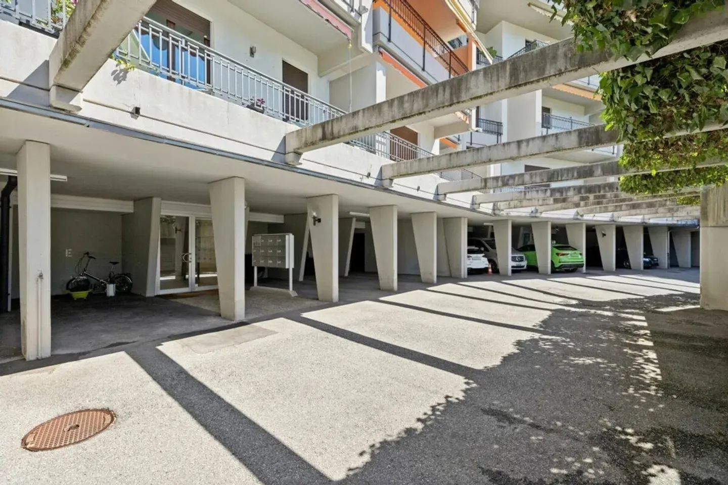 Exklusive 7,5-Zimmer-Wohnung in Castagnola mit Blick auf den See und die Berge - Foto 18 von 19