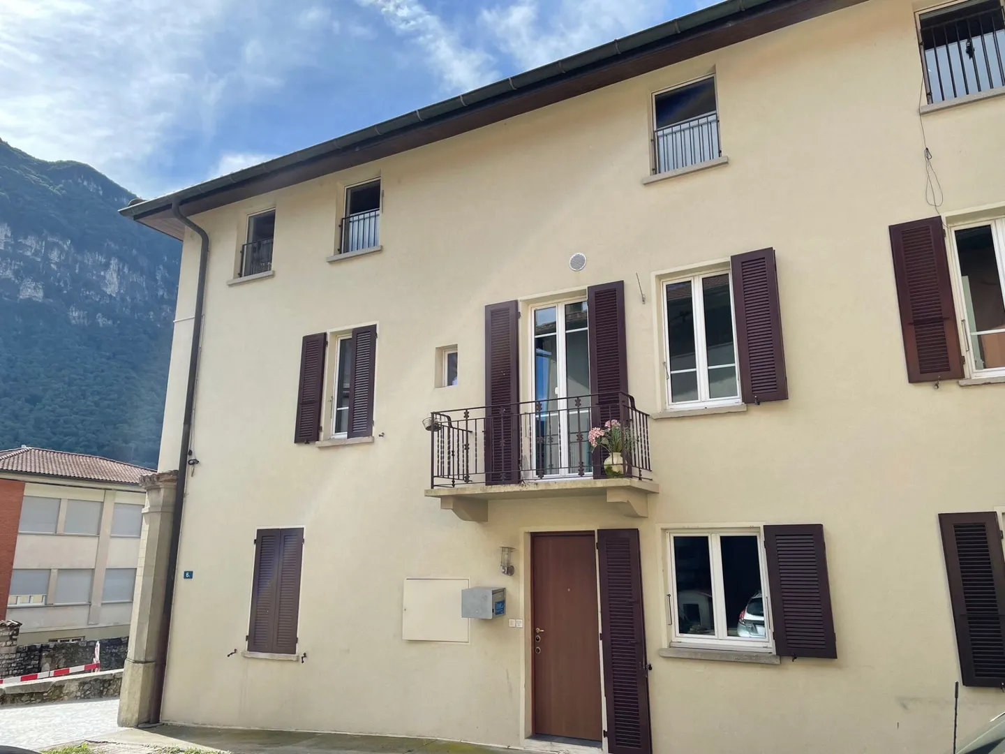 Riva San Vitale - FINANZIAMENTO DAL PROPRIETARIO ! - Foto 3 di 16