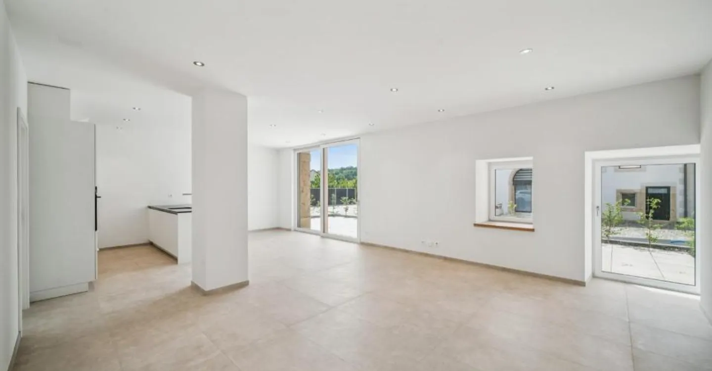 Charm of the old and modernity | Beautiful 4.5 room apartment in Penthal - Photo 4 of 10