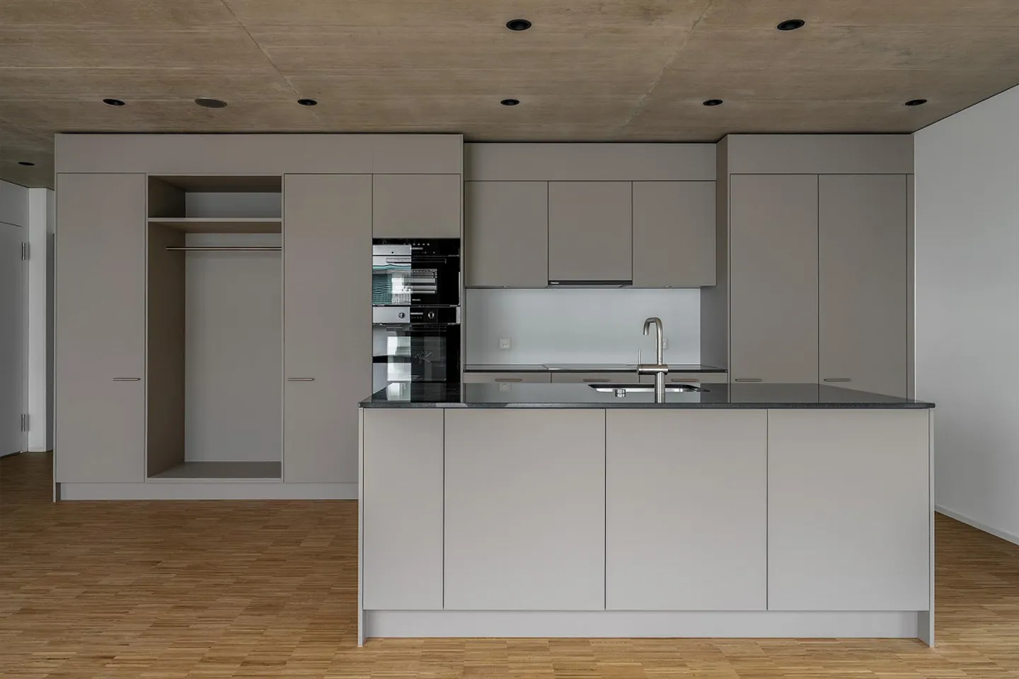 Moderne 3.5-Zimmer-Neubau-Wohnung in Rudolfstetten - Foto 1 von 6