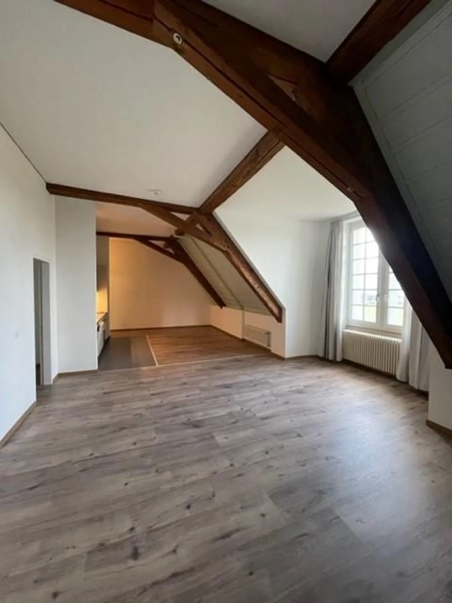 Wohnen im historischen Schloss Utzigen - Photo 3 of 8