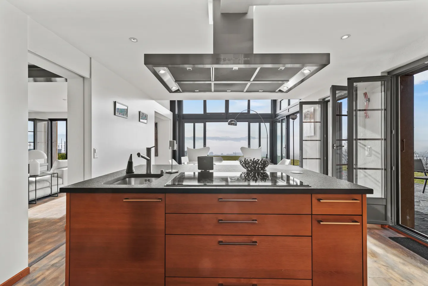 Charming property, panoramic view and swimming pool, in Mont-sur-Rolle - Photo 6 of 12