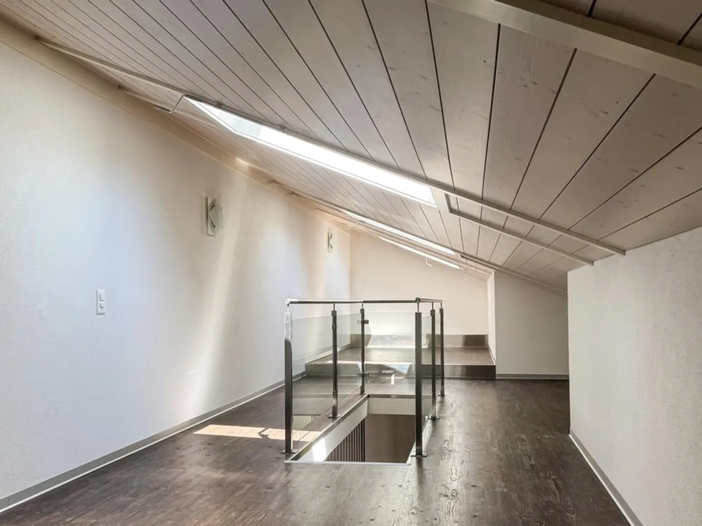 6.5-room house in Plan-Conthey - Bright, European style, quiet neighborhood - Photo 5 of 10