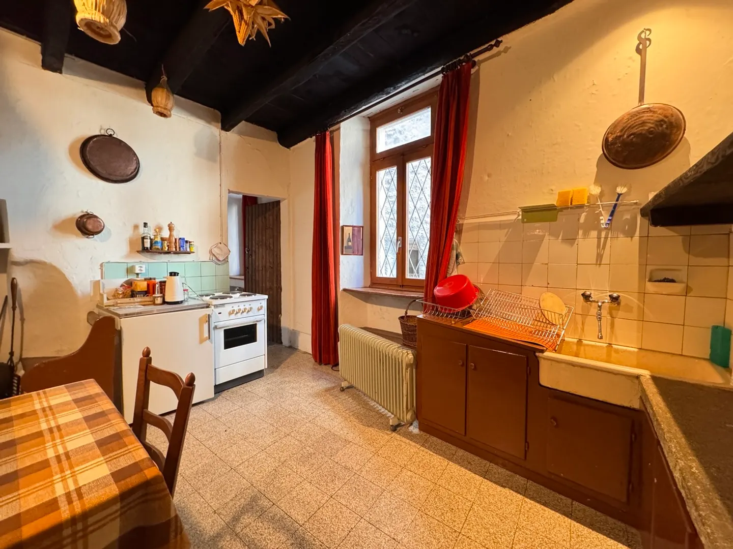 NEW PRICE - RUSTIC HOUSE IN THE CORE - SECONDARY RESIDENCE - Photo 5 of 12