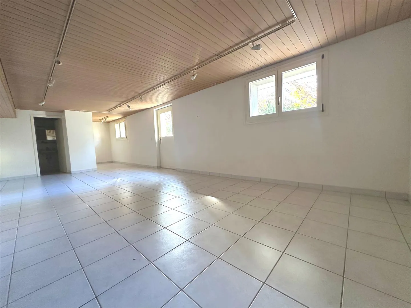 Appartement à louer - Photo 3 sur 6