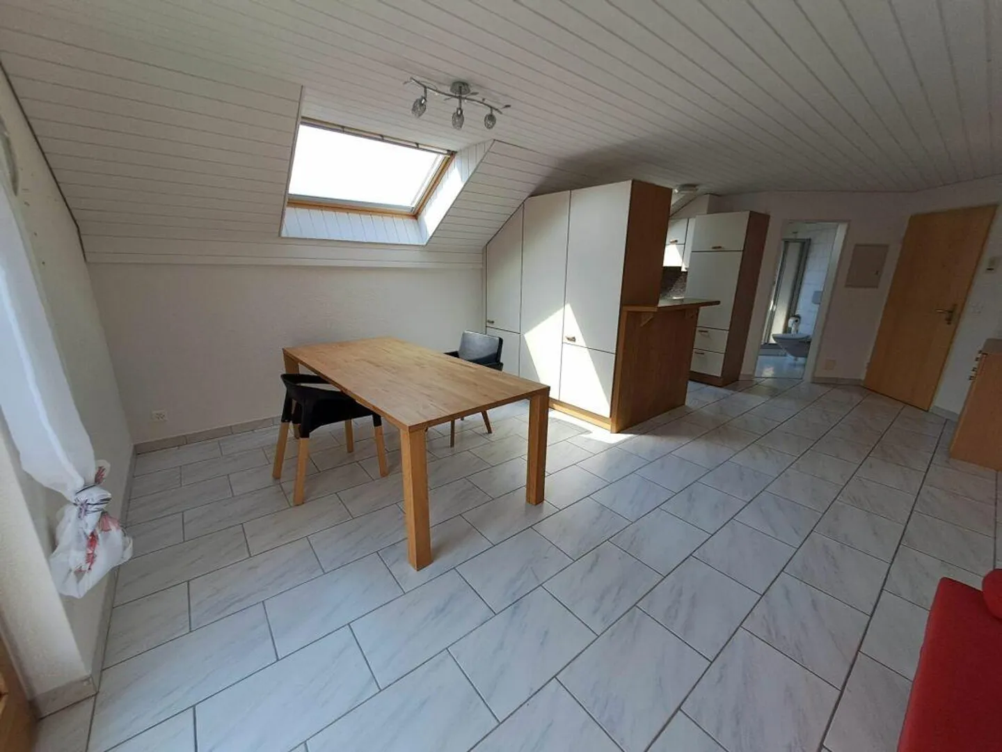 Cozy 2.5-room apartment in a quiet location! - Photo 4 of 9