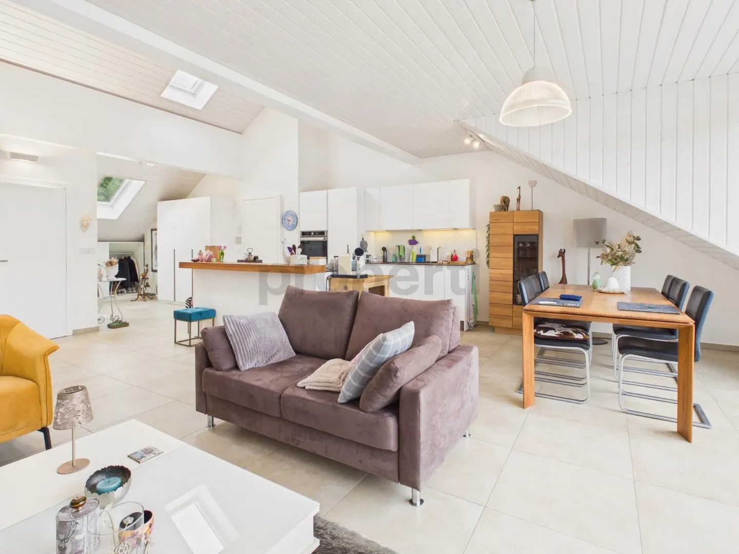 Modern 3.5-room penthouse apartment with balcony, Kallnach - Photo 4 of 13